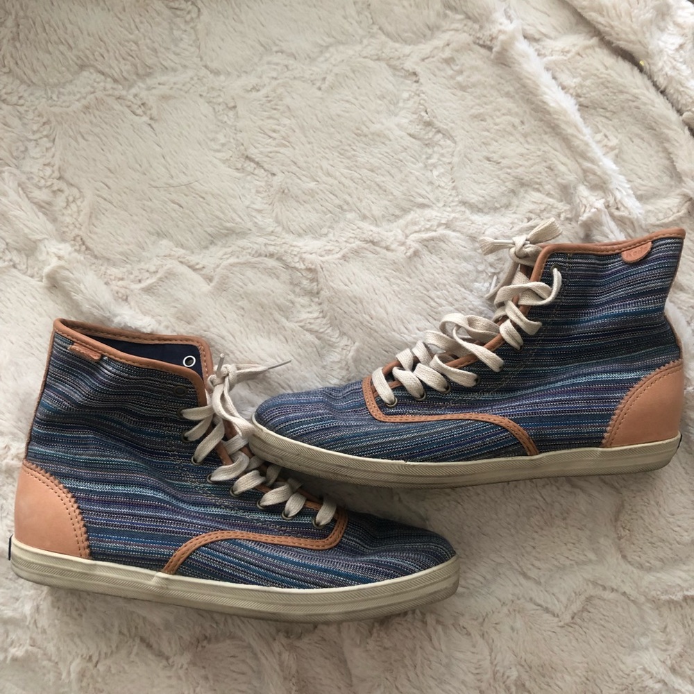 Keds high tops women size 8 skater surf sneaker